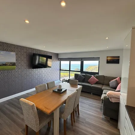 Excalibur 3 Bed Sleeps 7 Tintagel