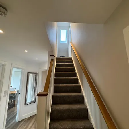 Excalibur 3 Bed Sleeps 7 Apartment Tintagel