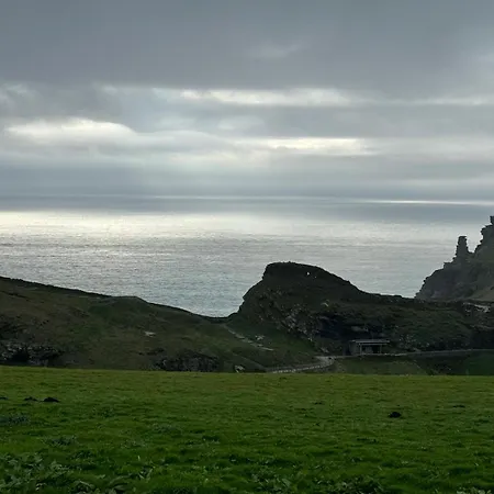 Excalibur 3 Bed Sleeps 7 * Tintagel