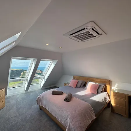 Excalibur 3 Bed Sleeps 7 * Tintagel